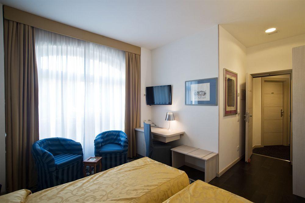 Hotel Appia 442 Rome Buitenkant foto